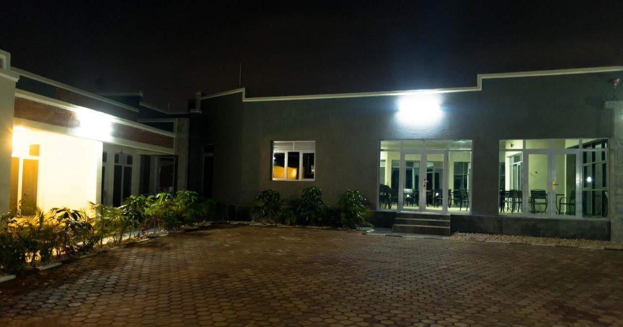Avisha Town Hotel Kigali Exterior foto